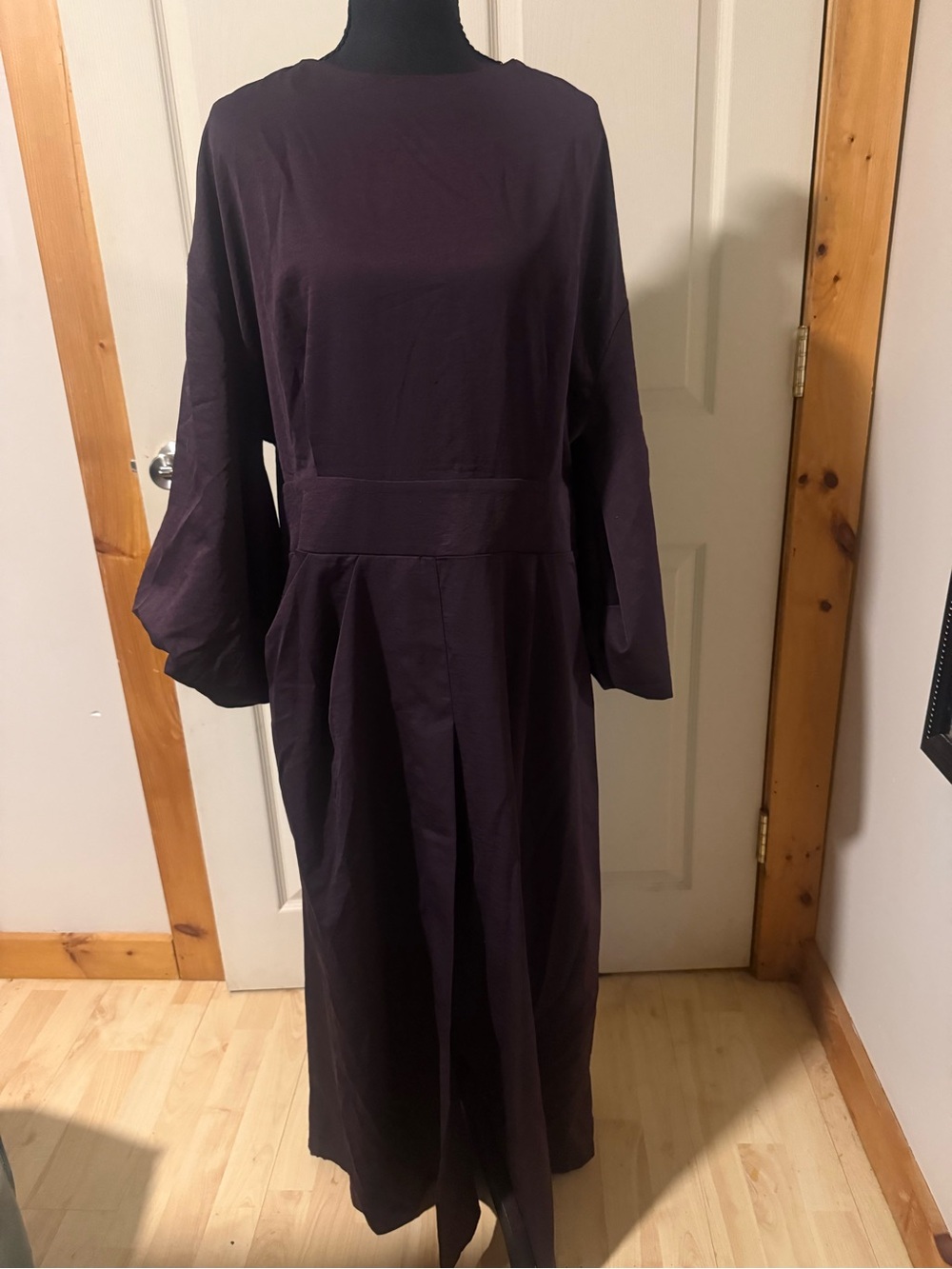 Elegant Plum Midi Dress with Belted Waist, Size 14 - Picture 4 of 5